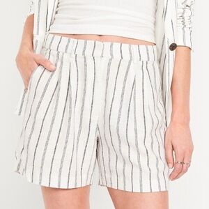 Old Navy Extra High Rise Adjustable Waist Taylor Shorts Linen Blend White Stripe